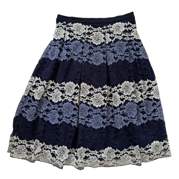 Eva Franco Blue Lace Skirt Size 10 Classic - Picture 3 of 7